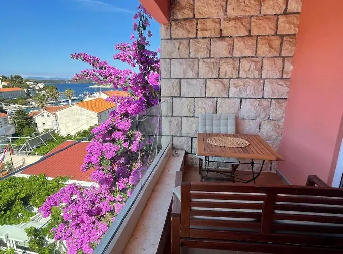 St. Nicholas Affittacamere Hvar Town