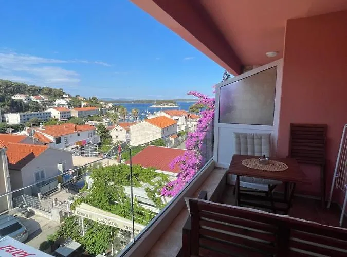 St. Nicholas Affittacamere 4*