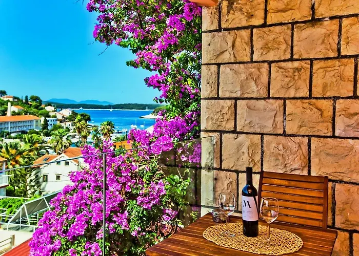 St. Nicholas Affittacamere Hvar Town