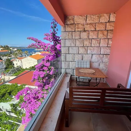 St. Nicholas Gasthof Hvar Town